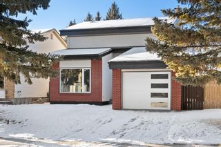 Photo 3: 132 Woodglen Way SW Calgary Home For Sale
