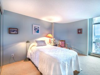 Photo 16: 1606 8 LAGUNA Court in New Westminster: Quay Condo for sale in "THE EXCELSIOR" : MLS®# R2826435