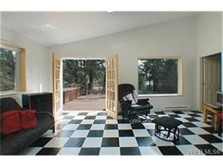 Photo 4:  in VICTORIA: La Florence Lake House for sale (Langford)  : MLS®# 427439