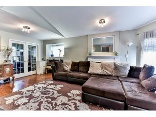 Photo 4: 162 15501 89A Avenue in Surrey: Fleetwood Tynehead Townhouse for sale in "AVONDALE" : MLS®# R2058419