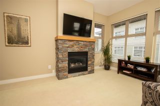 Photo 3: 406 188 W 29 STREET in North Vancouver: Upper Lonsdale Condo for sale : MLS®# R2320845