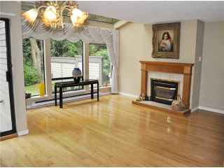 Photo 2: 5719 Mayview Circle in Burnaby: Burnaby Lake Townhouse for sale (Burnaby South)  : MLS®# V903461