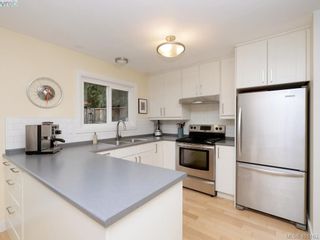 Photo 6: 1321 Pembroke St in VICTORIA: Vi Fernwood Half Duplex for sale (Victoria)  : MLS®# 800491