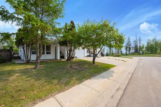 Photo 2: 104 Robin Crescent: Fort McMurray Detached for sale : MLS®# A2046968