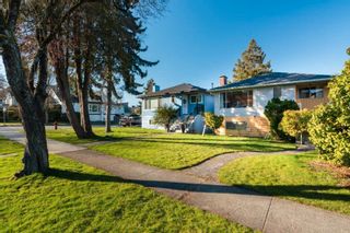 Photo 3: 2887 W 24TH Avenue in Vancouver: Arbutus House for sale in "ARBUTUS" (Vancouver West)  : MLS®# R2664687