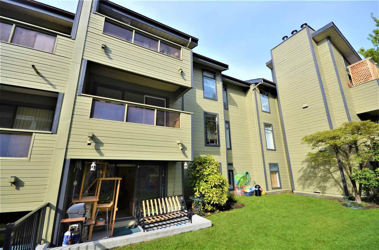Main Photo: 108 225 MOWAT Street in New Westminster: Uptown NW Condo for sale in "THE WINDSOR" : MLS®# R2264493
