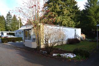 Photo 12: 24 6571 KING GEORGE Boulevard in Surrey: West Newton Manufactured Home for sale in "Newton Mobile Home Park" : MLS®# R2742795