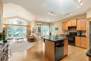 Photo 8: 39 West Jensen Place SW in Calgary: West Springs Semi Detached (Half Duplex) for sale : MLS®# A2131446