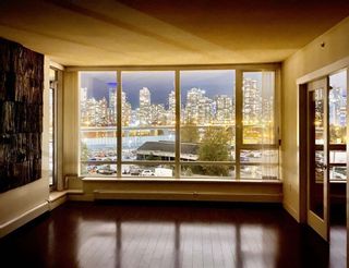 Photo 14: 702 1833 CROWE Street in Vancouver: False Creek Condo for sale in "Foundry" (Vancouver West)  : MLS®# R2835195