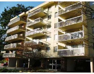 Main Photo: 235 Keith Road in West Vancouver: Cedardale Condo for rent