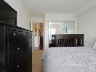 Photo 14: 314 1033 ST. GEORGES Avenue in North Vancouver: Central Lonsdale Condo for sale in "VILLA ST GEORGES" : MLS®# R2164511