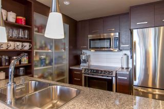 Photo 8: 1804 2959 GLEN Drive in Coquitlam: North Coquitlam Condo for sale in "The Parc" : MLS®# R2398572