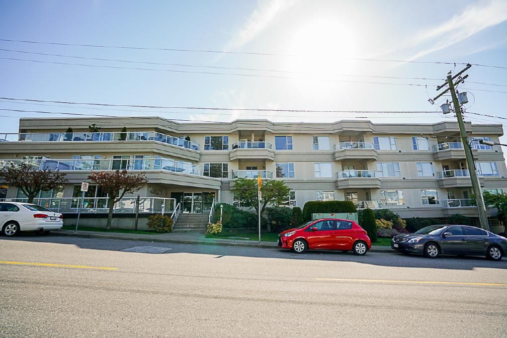 Main Photo: 106 1378 GEORGE Street: White Rock Condo for sale (South Surrey White Rock)  : MLS®# R2310592