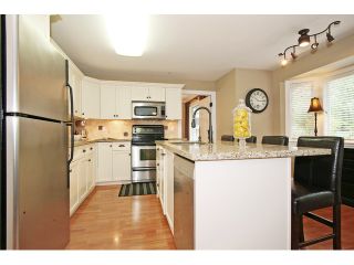 Photo 6: 21510 83B Avenue in Langley: Walnut Grove House for sale in "Forest Hills" : MLS®# F1442407