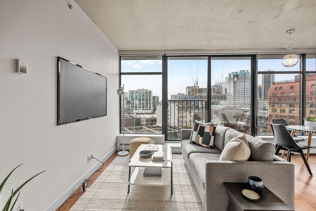 Photo 3: Photos: 1608 128 W CORDOVA Street in Vancouver: Downtown VW Condo for sale in "Woodward's" (Vancouver West)  : MLS®# R2542661