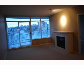 Photo 7: 2207 898 CARNARVON Street in New_Westminster: Downtown NW Condo for sale in "AZURE TOWER 1" (New Westminster)  : MLS®# V752708