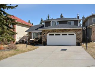 Photo 1: 610 EDGEBANK PL NW in Calgary: Edgemont House for sale : MLS®# C4110946