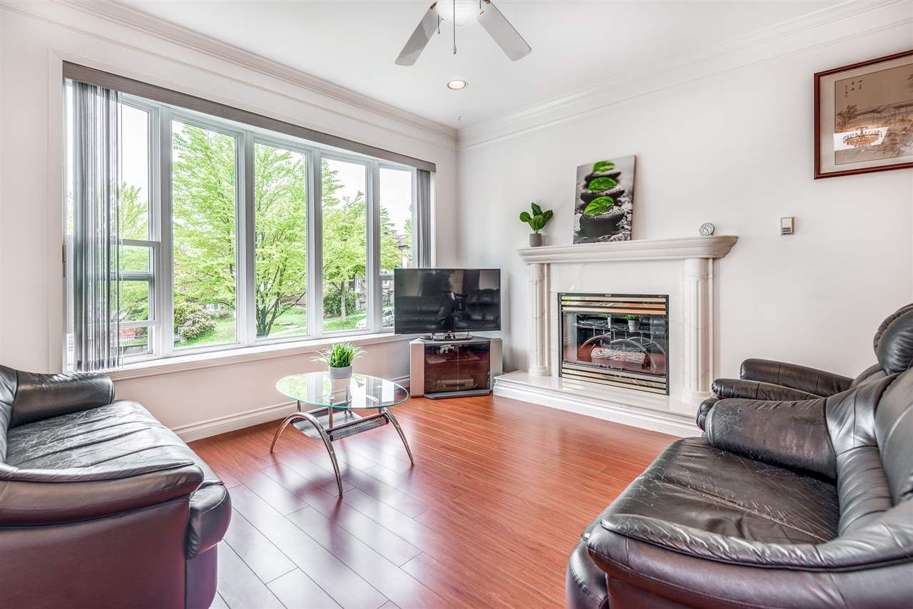 Main Photo: 3465 E 3RD Avenue in Vancouver: Renfrew VE House for sale (Vancouver East)  : MLS®# R2572524