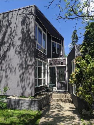 Photo 1: 669 Cambridge Street in Winnipeg: River Heights Residential for sale (1D)  : MLS®# 202202094