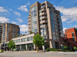 Photo 1: 404 2483 SPRUCE Street in Vancouver: Fairview VW Condo for sale in "SKYLINE" (Vancouver West)  : MLS®# V953379