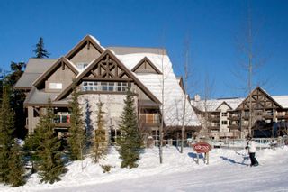 Photo 4: 426 4800 SPEARHEAD Drive in Whistler: Benchlands Condo for sale in "Aspens" : MLS®# R2869174
