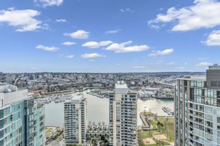 Photo 4: 3902 1408 STRATHMORE Mews in Vancouver: Yaletown Condo for sale in "WEST ONE" (Vancouver West)  : MLS®# R2758879