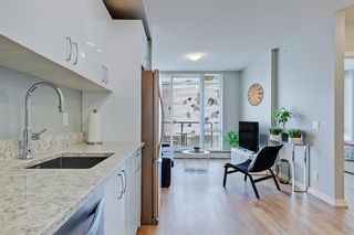 Photo 4: 606 450 8 Avenue SE in Calgary: Downtown East Village Apartment for sale : MLS®# A1190347