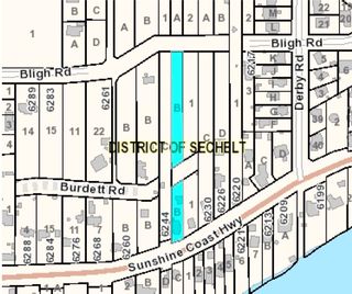 Photo 1: 6242 SUNSHINE COAST Highway in Sechelt: Sechelt District House for sale in "West Sechelt" (Sunshine Coast)  : MLS®# R2824425