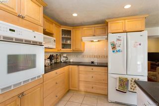 Photo 15: 1108 McBriar Ave in VICTORIA: SE Lake Hill House for sale (Saanich East)  : MLS®# 780264