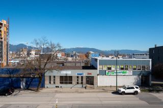 Photo 9: 305 256 E 2ND Avenue in Vancouver: Mount Pleasant VE Condo for sale in "The Jacobsen" (Vancouver East)  : MLS®# R2872412