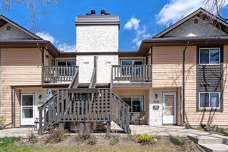 Photo 2: 11636 Oakfield Drive SW in Calgary: Cedarbrae Row/Townhouse for sale : MLS®# A1218409