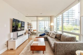 Photo 2: 519 1783 MANITOBA Street in Vancouver: False Creek Condo for sale in "RESIDENCES AT WEST" (Vancouver West)  : MLS®# R2877873