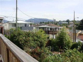 Photo 8: 3245 E GEORGIA ST in Vancouver: Renfrew VE House for sale (Vancouver East)  : MLS®# V895577