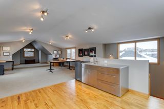 Photo 30: 410 11A Street NW in Calgary: Hillhurst Detached for sale : MLS®# A2020770