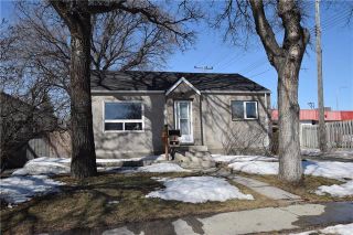 Photo 1: 73 Inman Avenue in Winnipeg: St Vital Residential for sale (2D)  : MLS®# 202207504