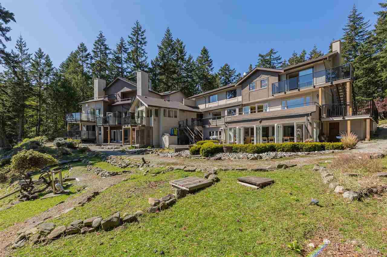 Main Photo: 630 DINNER BAY ROAD in : Mayne Island House for sale : MLS®# R2581781