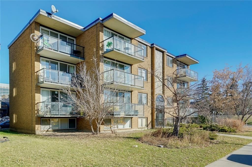 Main Photo: 202 1706 11 Avenue SW in Calgary: Sunalta Apartment for sale : MLS®# C4214439