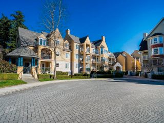 Photo 2: 206 5555 13A Avenue in Delta: Cliff Drive Condo for sale in "THE CAMPTON AT WINDSOR WOODS" (Tsawwassen)  : MLS®# R2864036