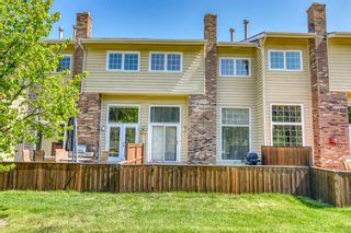 Photo 4: 350 Point Mckay Gardens NW in Calgary: Point McKay Row/Townhouse for sale : MLS®# A1233187