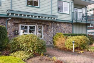 Photo 2: 302 9950 Fourth St in SIDNEY: Si Sidney North-East Condo for sale (Sidney)  : MLS®# 777829
