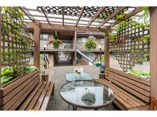 Photo 2: 111 3136 KINGSWAY Avenue in Vancouver: Collingwood VE Condo for sale (Vancouver East)  : MLS®# R2278964