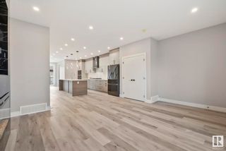 Photo 8: #1 10505 63 Avenue in Edmonton: Zone 15 House Half Duplex for sale : MLS®# E4372225