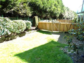 Photo 14: 18 1765 PADDOCK Drive in Coquitlam: Westwood Plateau Townhouse for sale in "WORTHING GREEN" : MLS®# V1111554