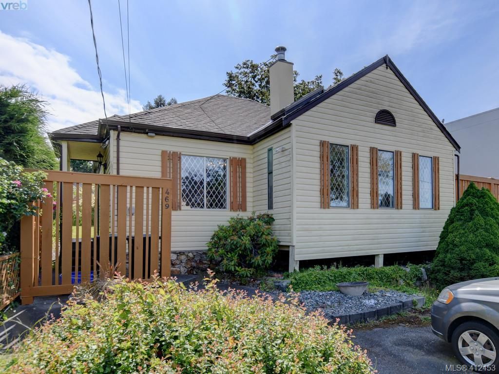 Main Photo: 469 Sturdee St in VICTORIA: Es Esquimalt House for sale (Esquimalt)  : MLS®# 817896