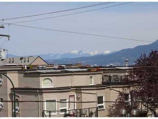 Photo 9: 208 1082 8TH Ave in Vancouver West: Fairview VW Residential for sale ()  : MLS®# V831245