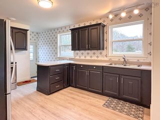 Photo 2: 2455 Loretta Avenue in Coldbrook: Kings County Residential for sale (Annapolis Valley)  : MLS®# 202302653