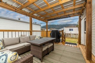 Photo 3: 55 5742 UNSWORTH Road in Chilliwack: Sardis South Manufactured Home for sale in "CEDAR GROVE MOBILE HOME PARK" (Sardis)  : MLS®# R2751232