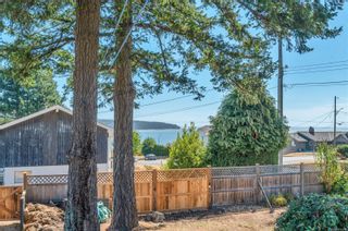 Photo 2: 111 Thulin St in Campbell River: CR Campbell River Central House for sale : MLS®# 884273