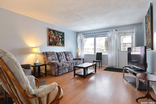Photo 3: 365 Rae Street in Regina: Coronation Park Residential for sale : MLS®# SK915162