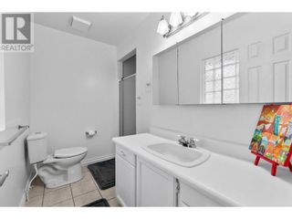 Photo 19: 1916 Bayview Court in West Kelowna: House for sale : MLS®# 10288371